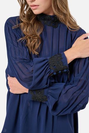 Dahlia Blouse (Blue)